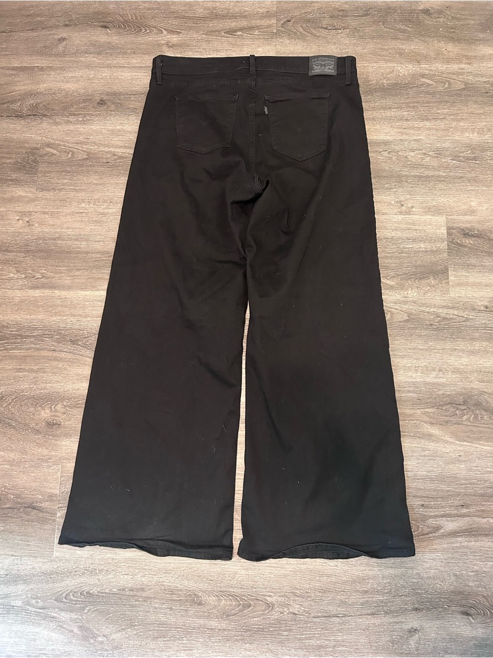 Levi’s Jeans Womens 34 Black 318 Shaping Wide Leg High Rise Baggy Jean Denim